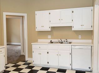 522 E Tuscaloosa St #B, Florence, AL 35630