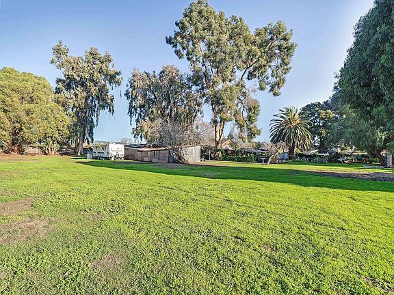 3rd image of 1177 Thiel Rd