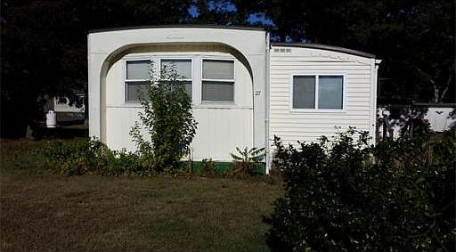 1st image of 27 Bayberry Ln