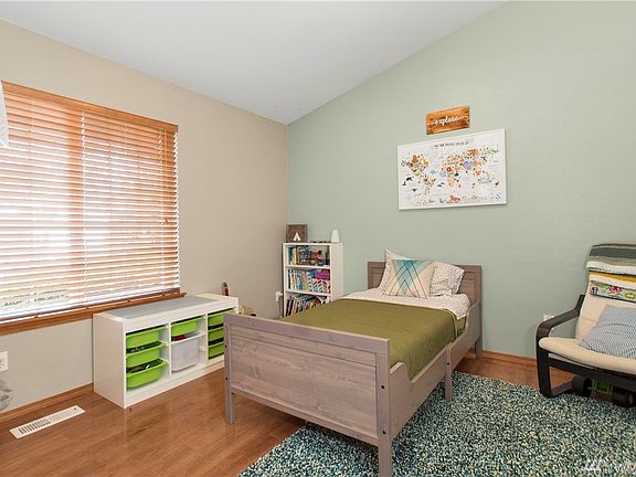 5th image of 8303 55th Ave SE
