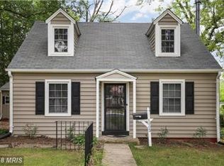 1003 De Beck Dr, Rockville, MD 20851