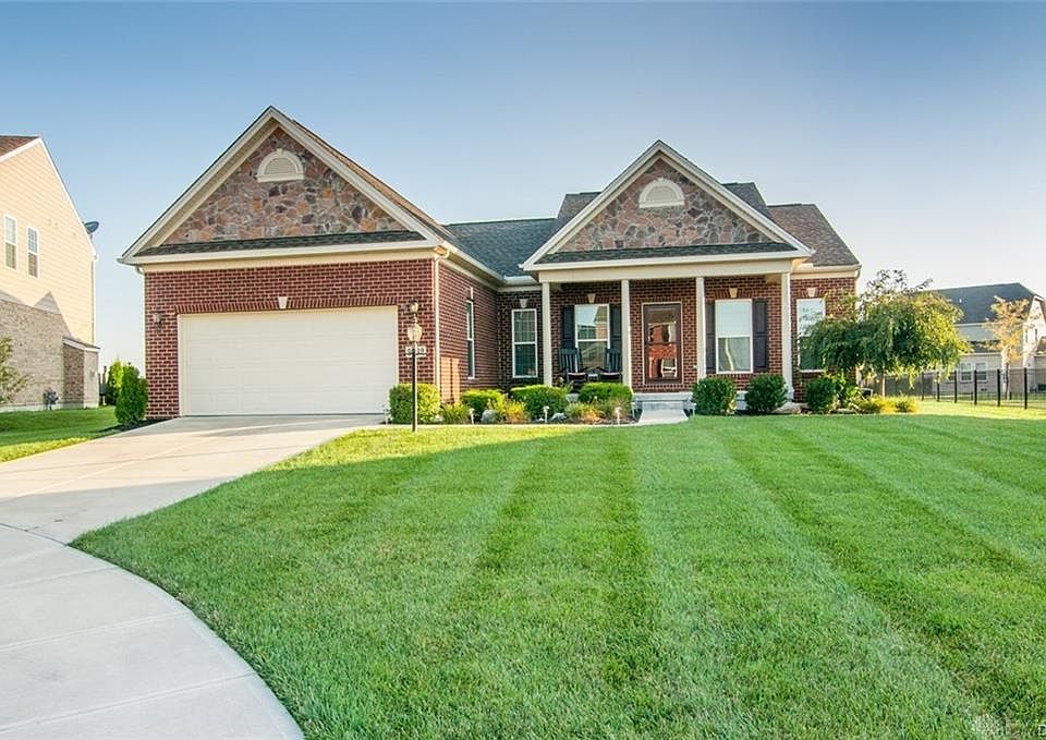 1st image of 9762 Brooks Bend Ct