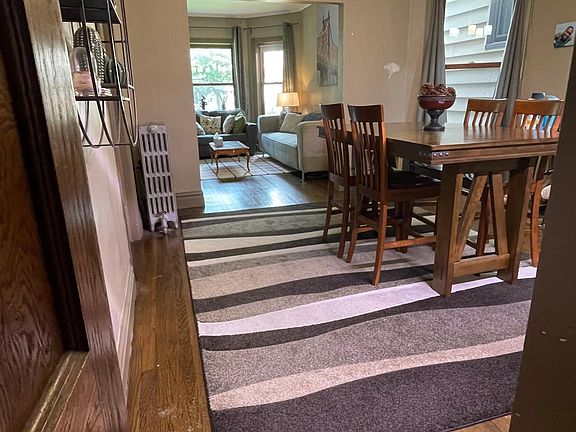 5th image of 1421 W Granville Ave #1