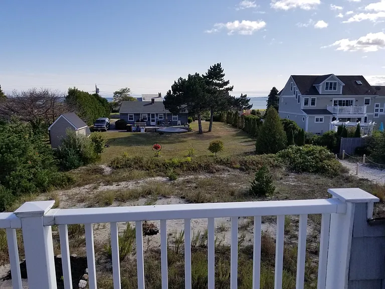 21 Driftwood Ln — Photo 4