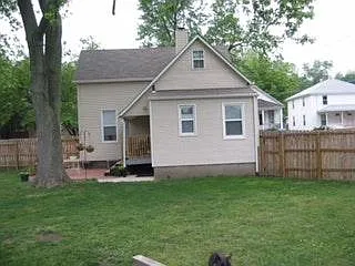 1110 N 3rd Street — Photo 3