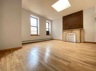 354 W 44th St APT 4F, New York, NY