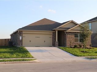 1032 Hillrose Dr, Leander, TX 78641