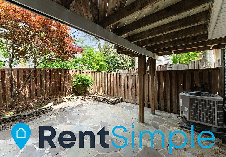 39 Fendall Ave — Photo 43