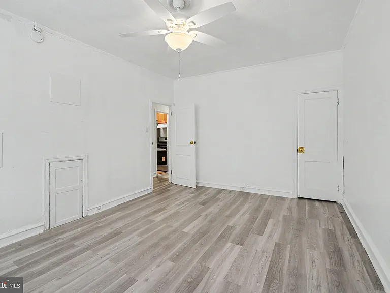 5200 W Montgomery Ave #-W — Photo 13