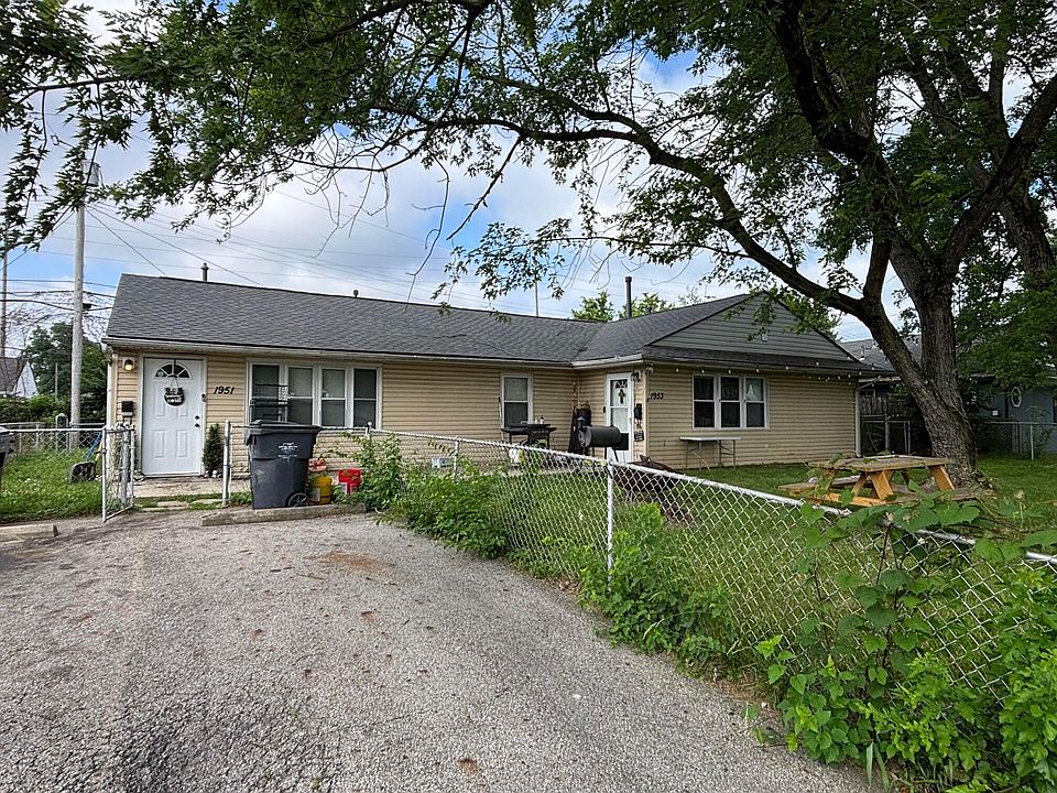 2nd image of 1951-1953 Westfield Dr S