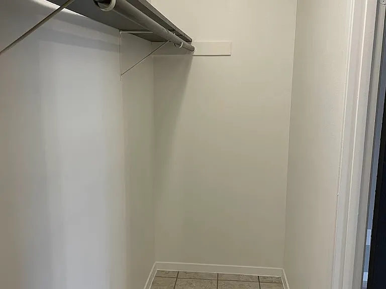 Park Place Apartments — Photo 17