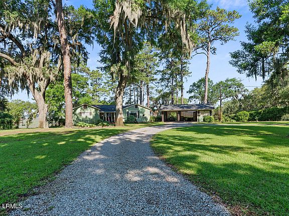 3rd image of 50 Meridian Rd