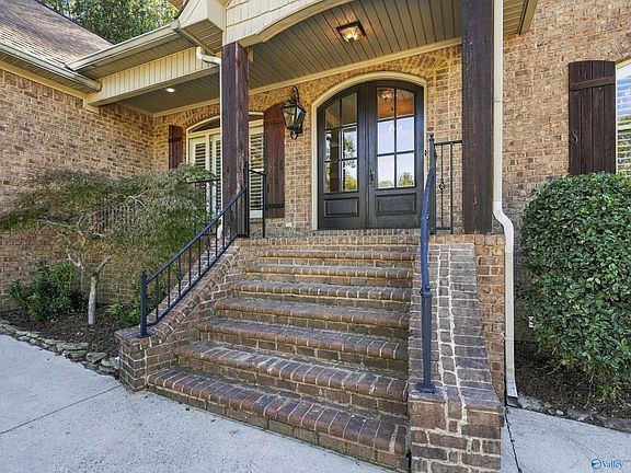 4th image of 1008 Covewood Ln