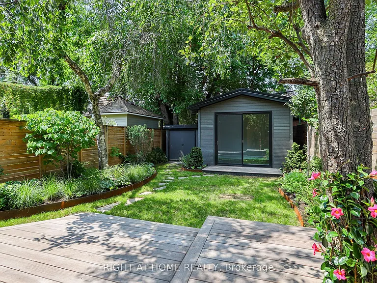 232 Willard Ave — Photo 10