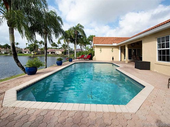 2nd image of 10700 NW 6th St