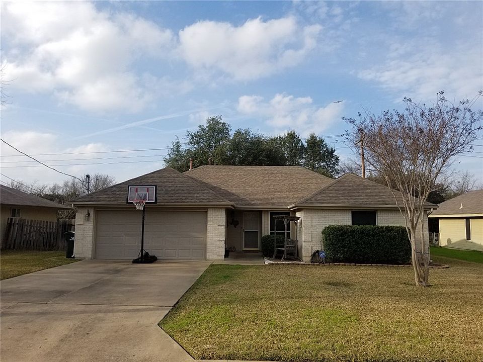 1st image of 803 Garden Meadow Dr