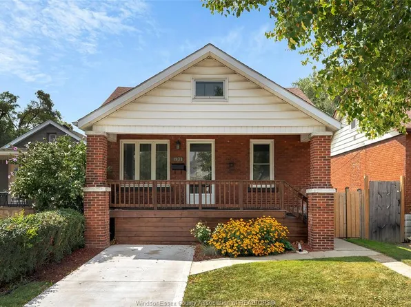 1871 Albert Rd, Windsor, ON N8W 3X1
