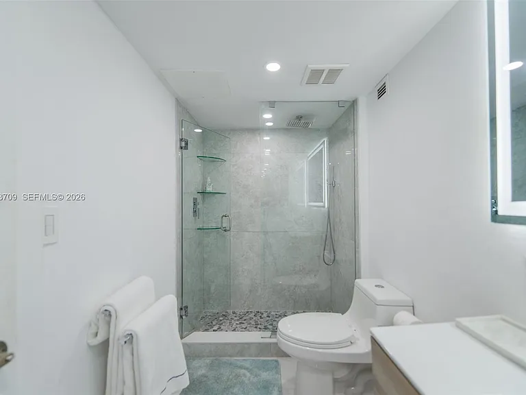 2301 Collins Ave #529 — Photo 18