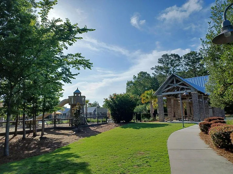 3695 Spindrift Dr — Photo 29