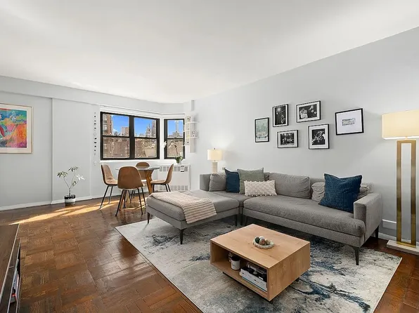 176 E 77th St APT 10A, Manhattan, NY 10075