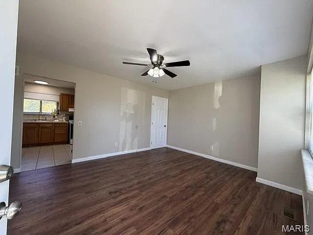 3 bed, 1.5 bath, 1564 sqft, $1,750 — Photo 4