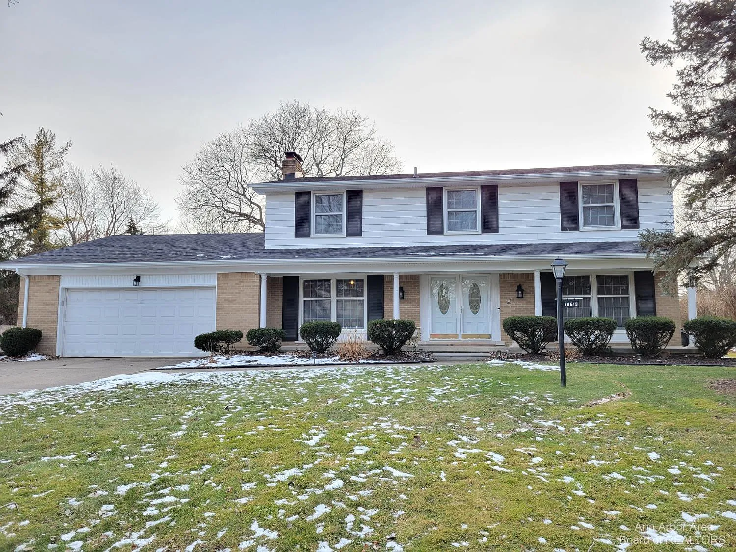 18619 Middlesex Ave photo 1