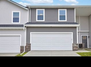 641 Venice Ave #101, West Des Moines, IA 50266