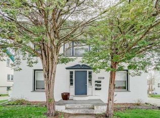 2218 Regent St APT 2, Madison, WI 53726