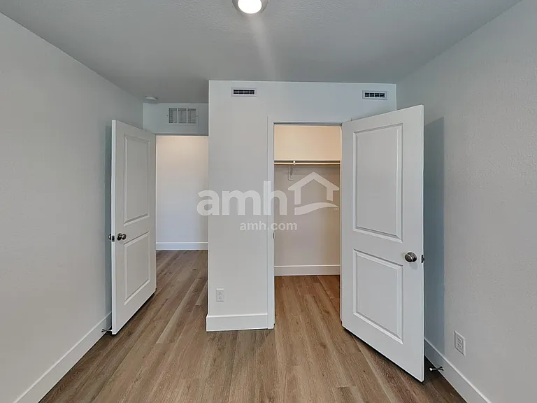 4683 Flaming Ridge Trl — Photo 17
