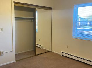 1998 Mathews Rd APT 4, Youngstown, OH 44514