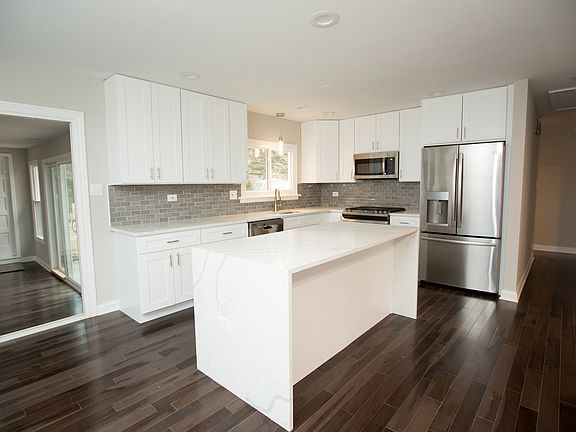 4th image of 11913 S 76th Ave