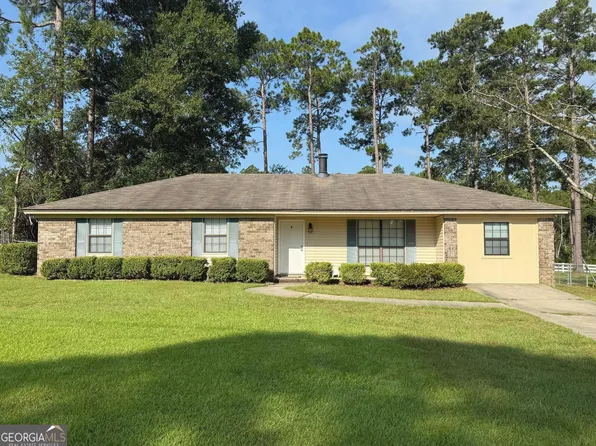 157 Extension N Jefferson St, Lyons, GA 30436