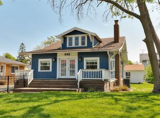 935 35th St, Des Moines, IA 50312