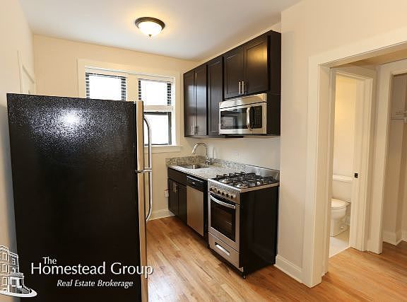 4th image of 4034 1/2 N Ashland Ave APT 3W