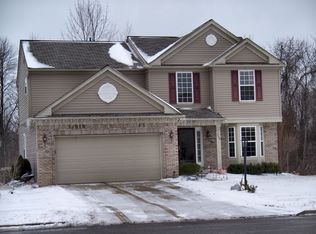 518 Andover Cir, Broadview Heights, OH 44147