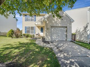 121 Marquis Dr, Coatesville, PA 19320