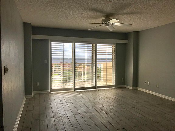 3rd image of 3 Oceans West Blvd APT 6B8