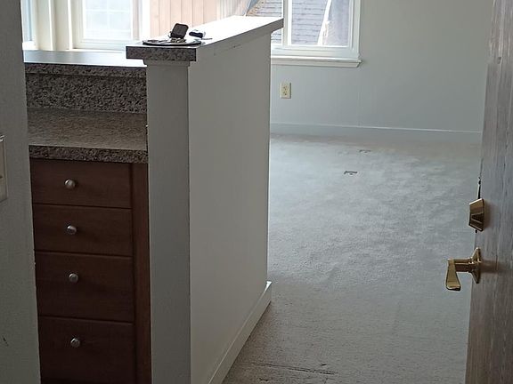 3rd image of 6410 8th Ave NE APT 305