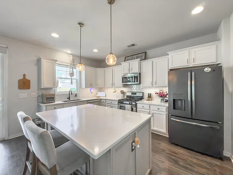209 Yeamans Way — Photo 9