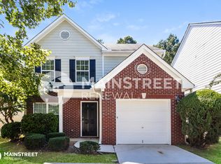 9493 Lakeview Rd, Union City, GA 30291