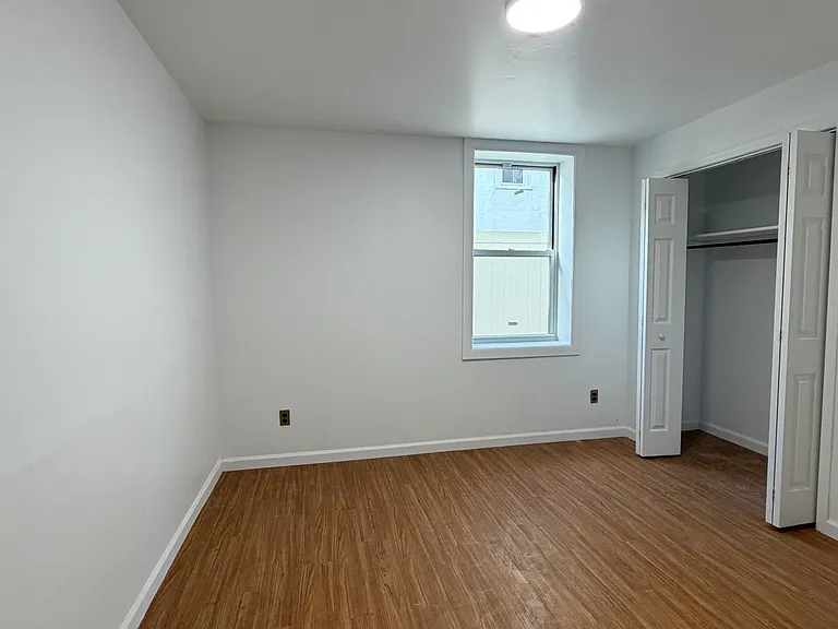 1625 Stadium Ave #2 — Photo 2