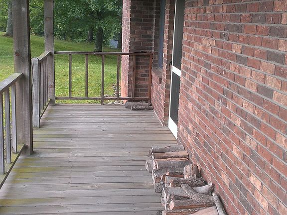 5th image of 33 Harmony Ln