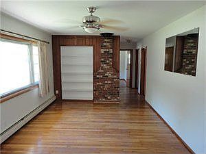 3rd image of 1701 Mill Rd