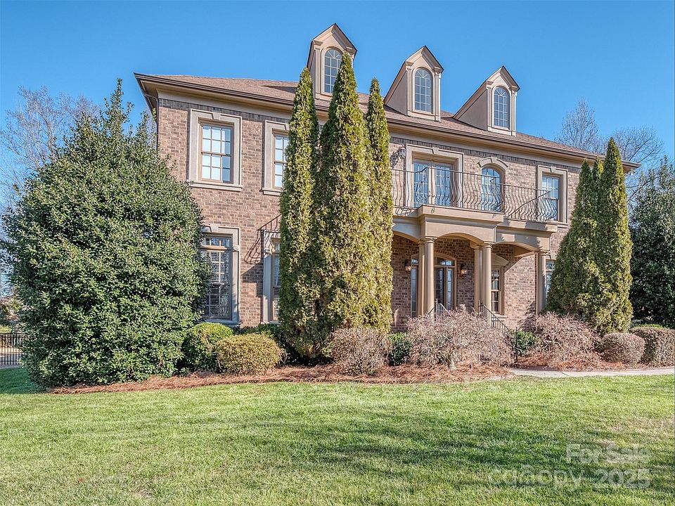 1st image of 1362 Shinnecock Ln