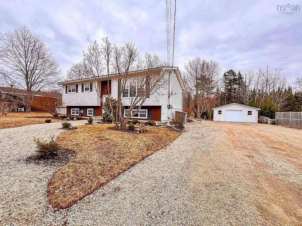 1st image of 660 Pine Grove Rd