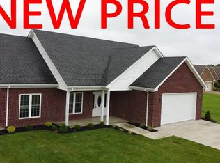 261 S Farmington Dr, Lebanon, KY 40033