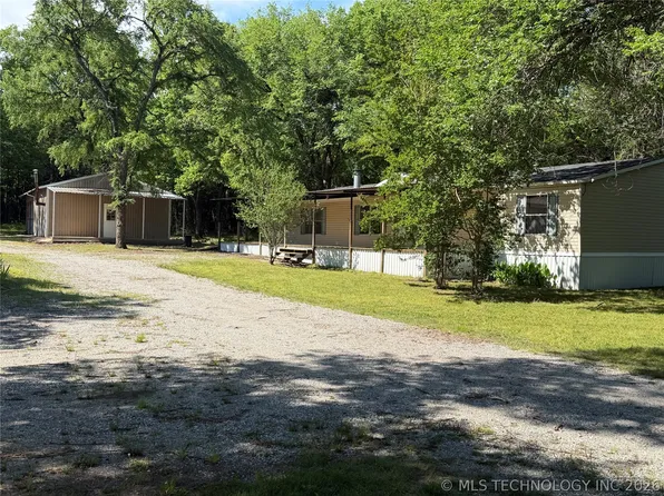 1 Forest Ln, Durant, OK 74701