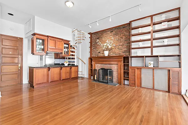 Sold by Compass | media 3