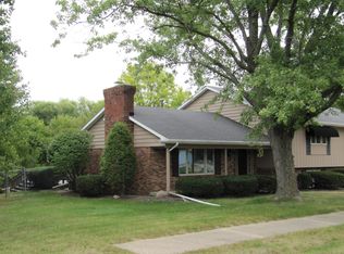 7504 N Patton Ln, Peoria, IL 61614