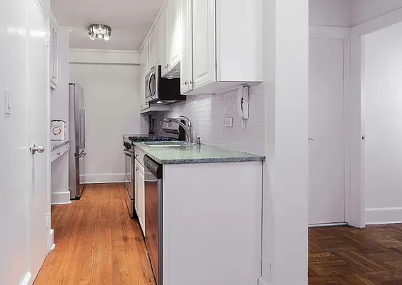 Sold by Compass | media 4